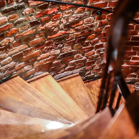 Boogie Aparthouse Old Town شقة فندقية 3*