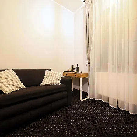 شقة فندقية Boogie Aparthouse Old Town 3*