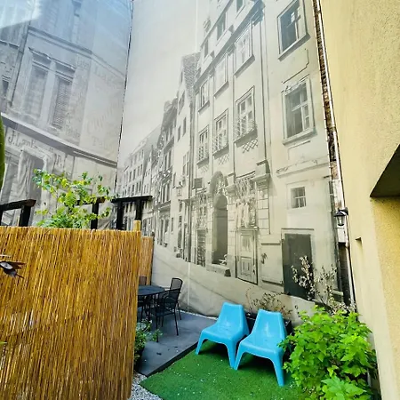 Aparthotel Boogie Aparthouse Old Town 3*