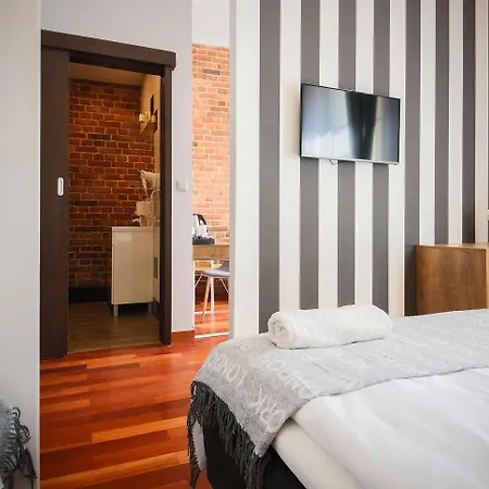 Boogie Aparthouse Old Town Aparthotel 3*