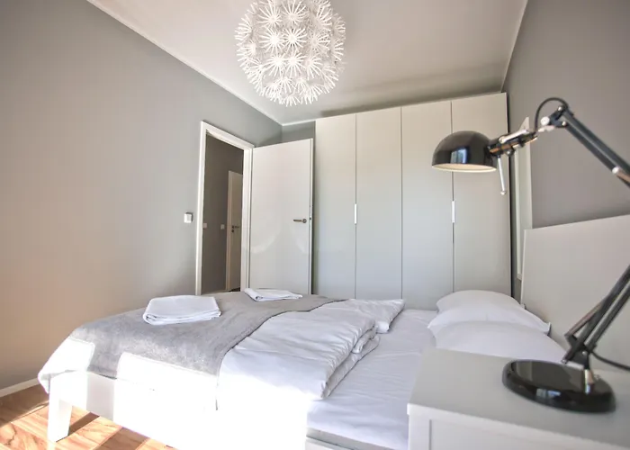 מלון דירות Boogie Aparthouse Old Town 3*