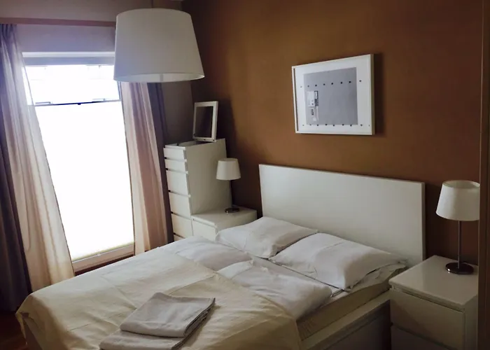 Boogie Aparthouse Old Town מלון דירות 3*